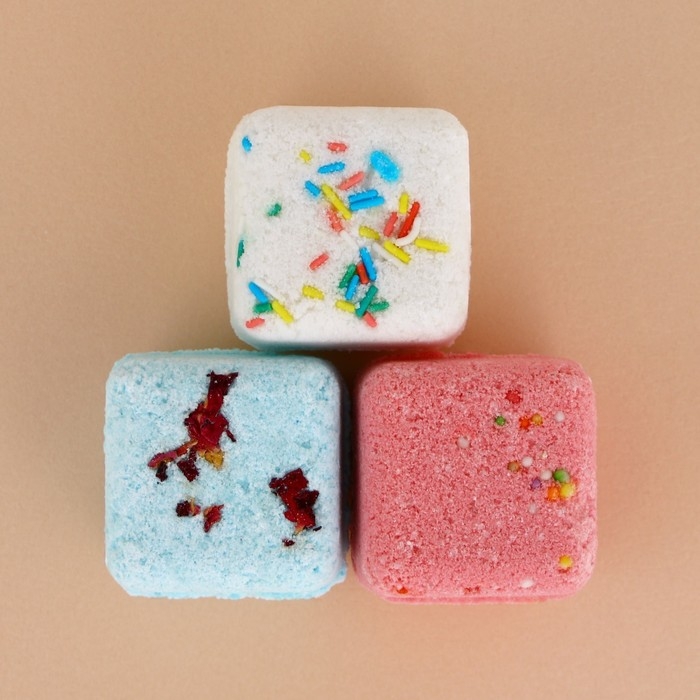 Подарочный набор косметики «Зимнее чудо», бомбочки для ванны с добавками, 3 х 70 г, аромат ванили, Новый Год Подарочный набор косметики «Зимнее чудо», бомбочки для ванны с добавками, 3 х 70 г, аромат ванили, Новый Год