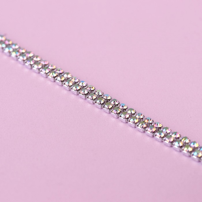 Цепь со стразами, с голографией, 2 ряда, металл, стекло, 4 мм, 4,5 ± 0,5 м, цвет серебряный Цепь со стразами, с голографией, 2 ряда, металл, стекло, 4 мм, 4,5 ± 0,5 м, цвет серебряный