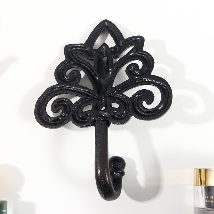 Крючок декоративный чугун Крючок декоративный чугун "Геральдический узор" 17х6х13 см