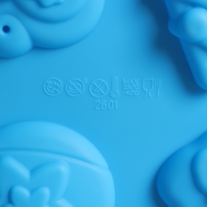 Форма для шоколада новогодняя 3D Доляна &laquo;Ёлочные игрушки&raquo;, силикон, 30&times;30 см, 12 ячеек, цвет синий