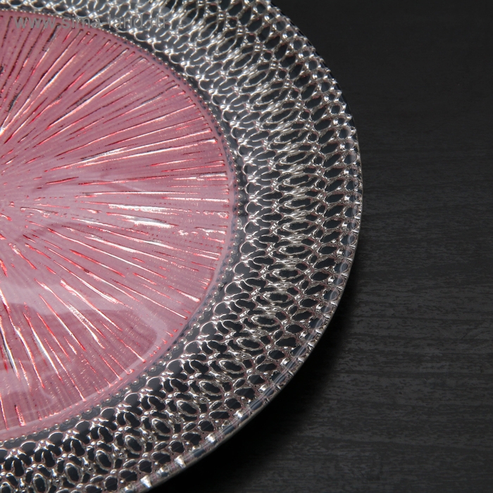 Тарелка стеклянная подстановочная «Морион», d=27 см, цвет чёрно-розовый с серебром