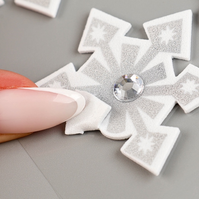 Набор налеек из фетEVAра  Набор налеек из фетEVAра "Снежинки", 6 шт