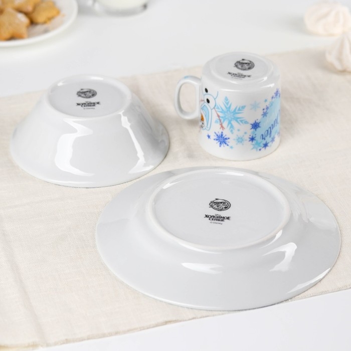 Набор посуды, 3 предмета: кружка 200 мл, тарелка 17 см, салатник 350 мл, Холодное сердце Набор посуды, 3 предмета: кружка 200 мл, тарелка 17 см, салатник 350 мл, Холодное сердце