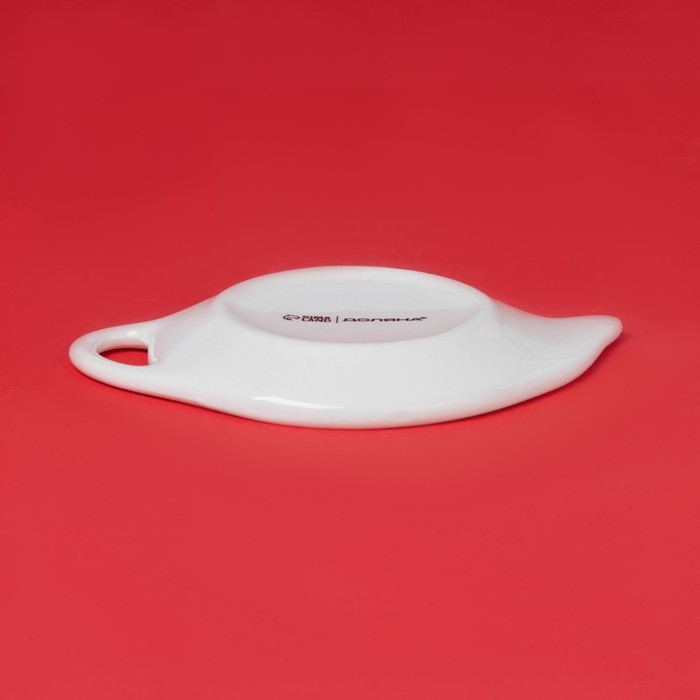 Новогодняя подставка под чайный пакетик Доляна «Московский мишка», керамика, 12×9,5 см, цвет белый Новогодняя подставка под чайный пакетик Доляна «Московский мишка», керамика, 12×9,5 см, цвет белый