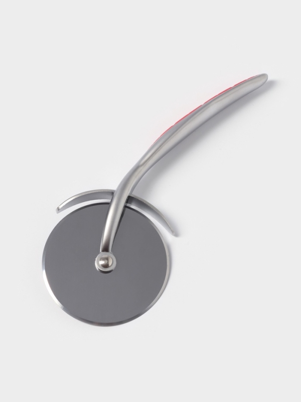 Нож для пиццы и теста   Нож для пиццы и теста  "Redline" цвет красный, d=6,5 см