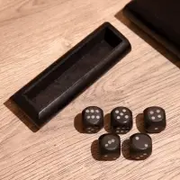Кубики игральные в шкатулке, 15&times;7&times;3.5 см, манговое дерево