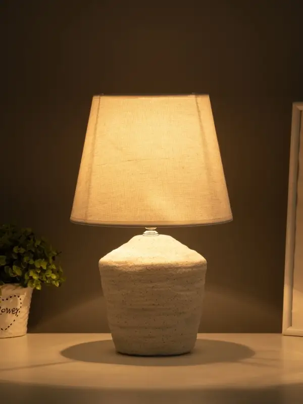 Лампа настольная Лампа настольная "Песочные замки" 1х40Вт Е14 белый 21х21х32 см RISALUX