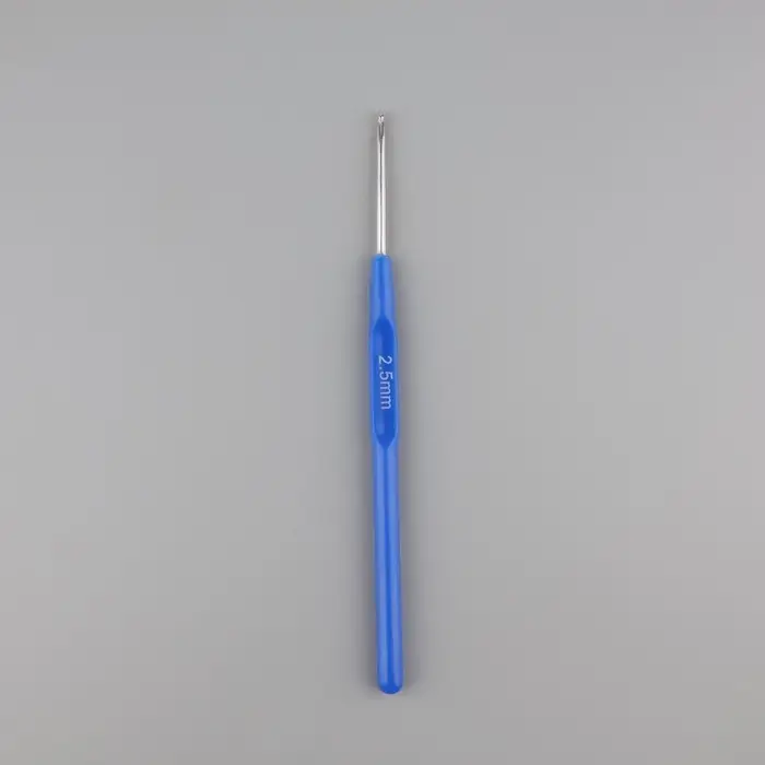 Крючок для вязания, с пластиковой ручкой, d=2.5 мм, 13.5 см, синий
