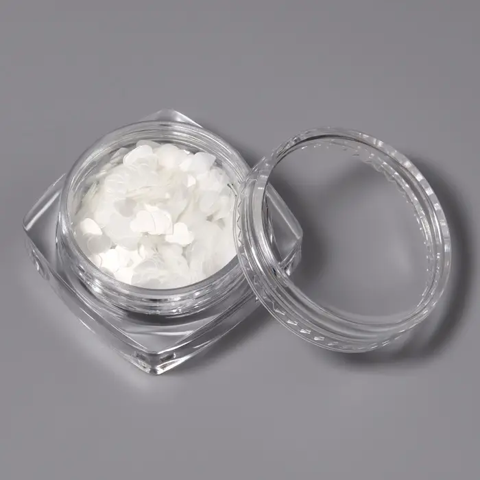 Пайетки для декора «Сердечки», белые Пайетки для декора «Сердечки», белые