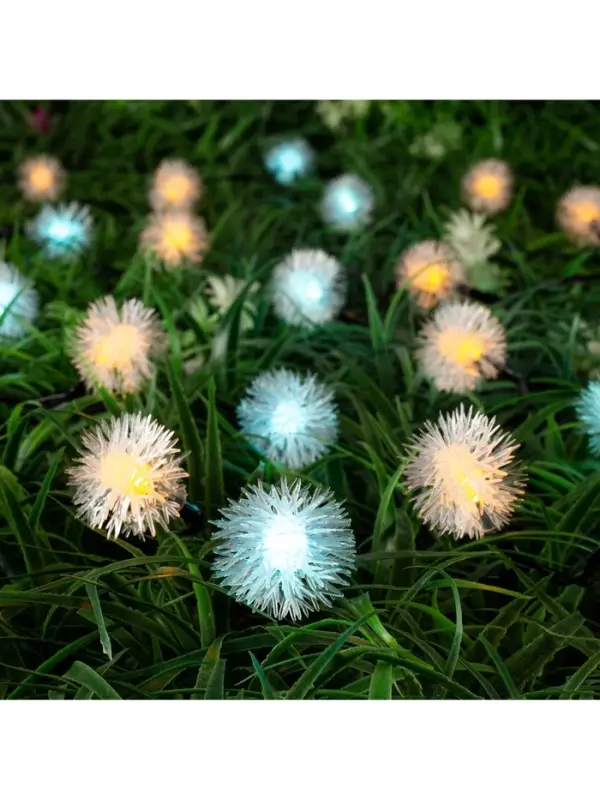 Гирлянда &laquo;Нить&raquo;, 4.5 м, уличная, с насадками &laquo;Ёжики&raquo;, IP44, 30 LED, 2 режима, солнечная батарея, тёмная нить, свечение жёлтое/аквамарин