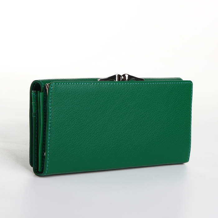 Кошелёк женский на магните, цвет зелёный