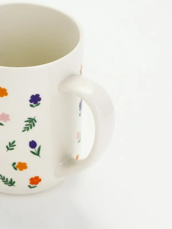 Кружка чайная керамическая &laquo;Цветы&raquo;, 630 мл