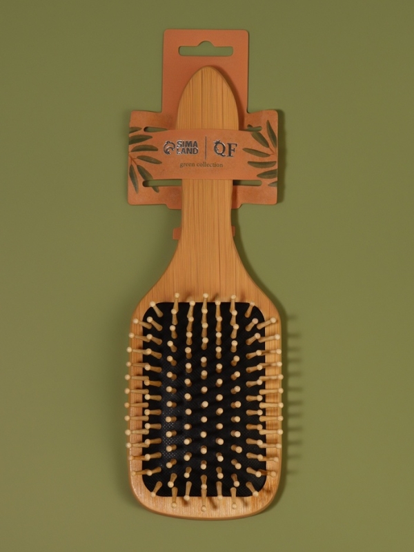 Расчёска массажная BAMBOO 24*8см бамбук/резина черн подвес/пакет QF