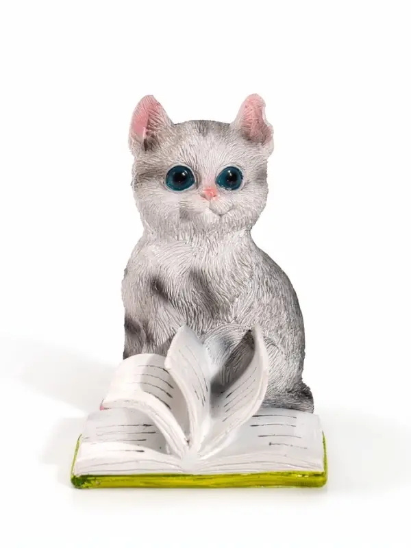 Фигурка &laquo;Котёнок листает книгу&raquo;, 10&times;7.2&times;10.5 см