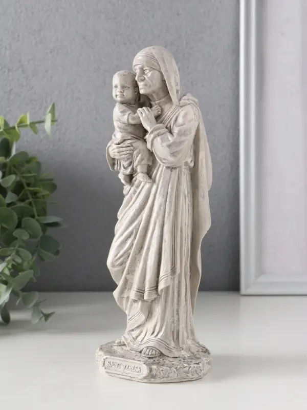 Фигура «Мать Тереза», 21×8×7.5 см, серая