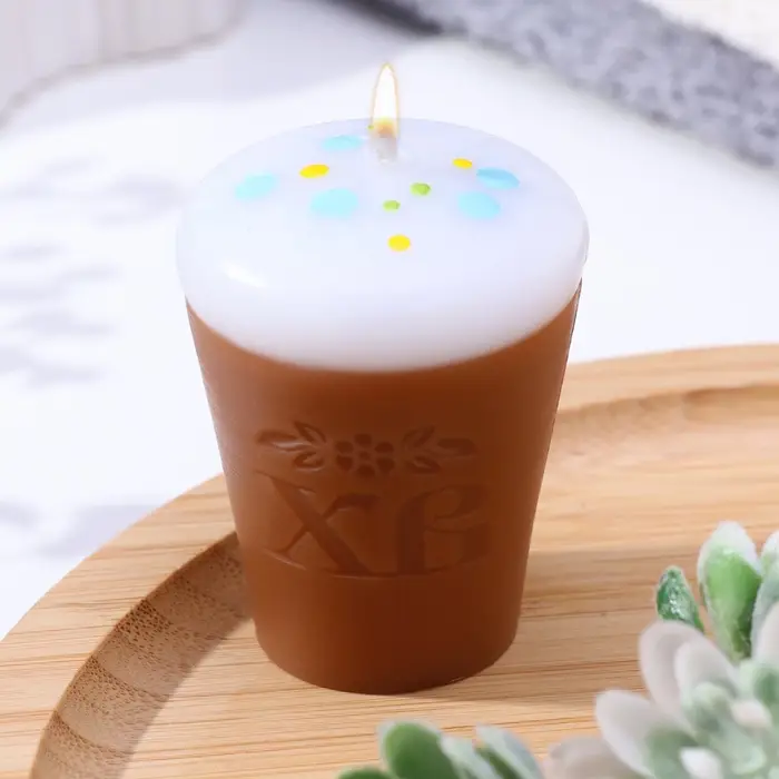 Свеча декоративная &laquo;Кулич ХВ&raquo;