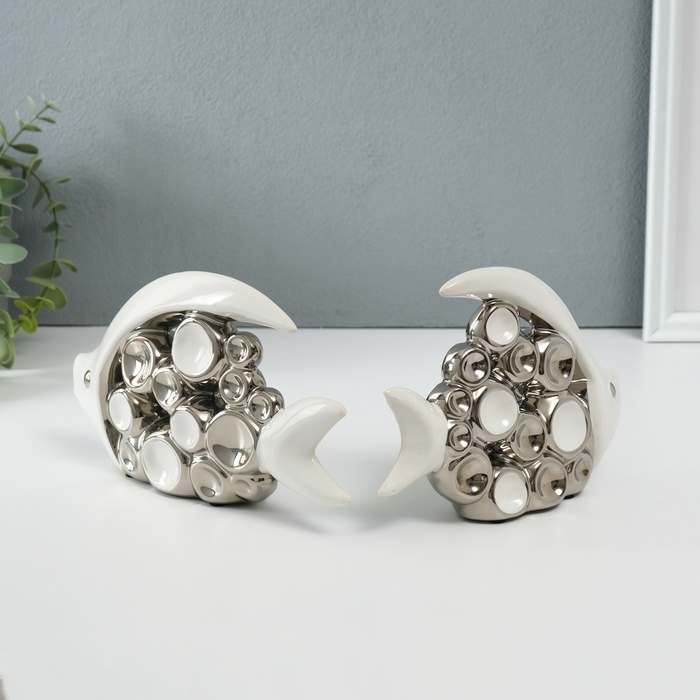 Сувенир керамика Сувенир керамика "Две рыбки - пузырьки" белый с серебром набор 2 шт 4,8х22х12 4,8х17,5х13 см 10323