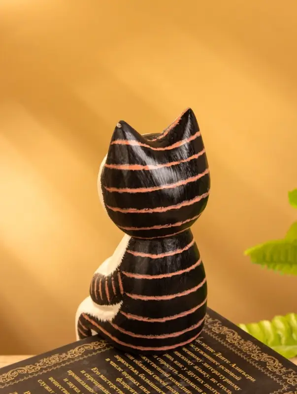 Сувенир «Кот сидячий», 5×6×14 см, дерево, коричневый