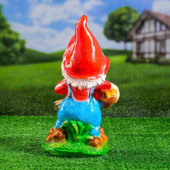 Садовая фигура "Гном с петухом" 15х20х42 см