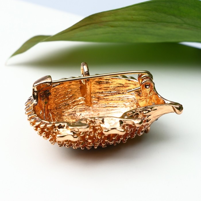 Брошь-кулон «Ёжик» лесовичок, цвет белый в золоте Брошь-кулон «Ёжик» лесовичок, цвет белый в золоте