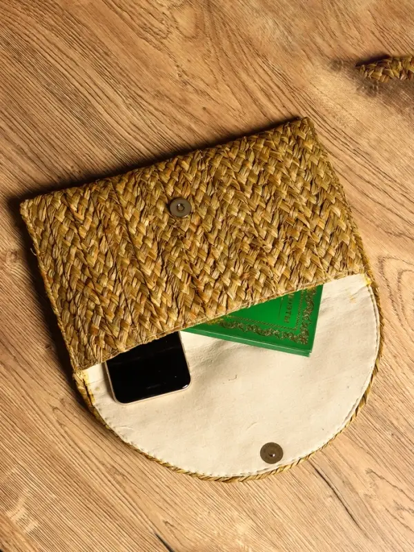 Сумка клатч плетёная из сиграсса 26х16х3 см, цв. бежевый Сумка клатч плетёная из сиграсса 26х16х3 см, цв. бежевый