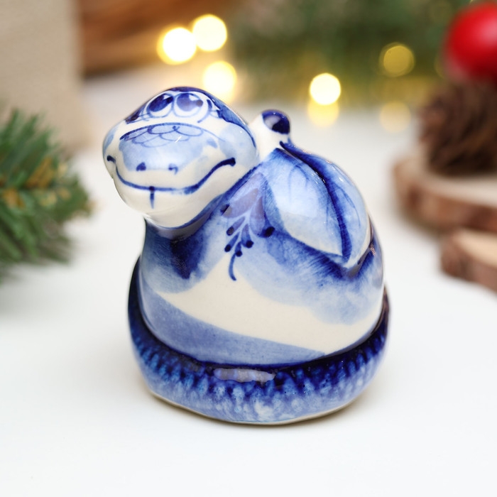 Сувенир символ года Сувенир символ года "Змей", гжель