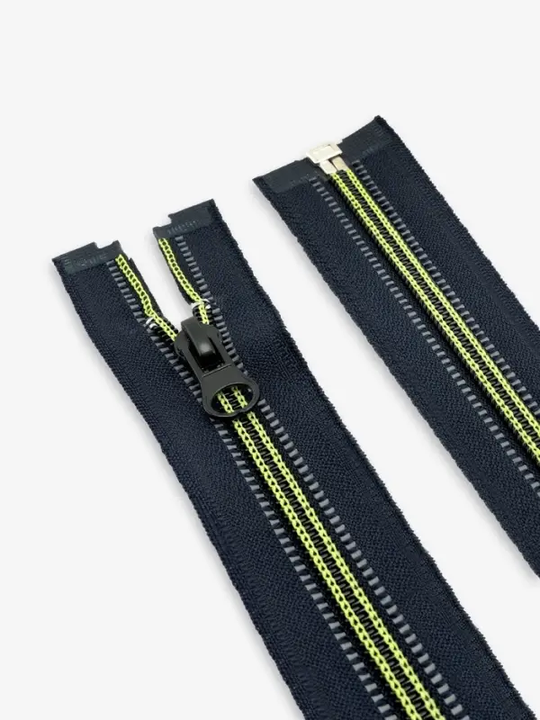 Молния &laquo;Спираль&raquo;, №5, разъёмная, светоотражающая, замок автомат, 60 см, чёрная, зелёная