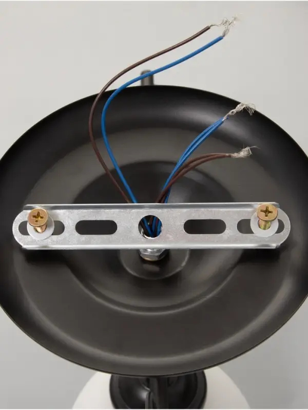 Люстра &laquo;Кинг&raquo; 3&times;40 Вт Е27 черный