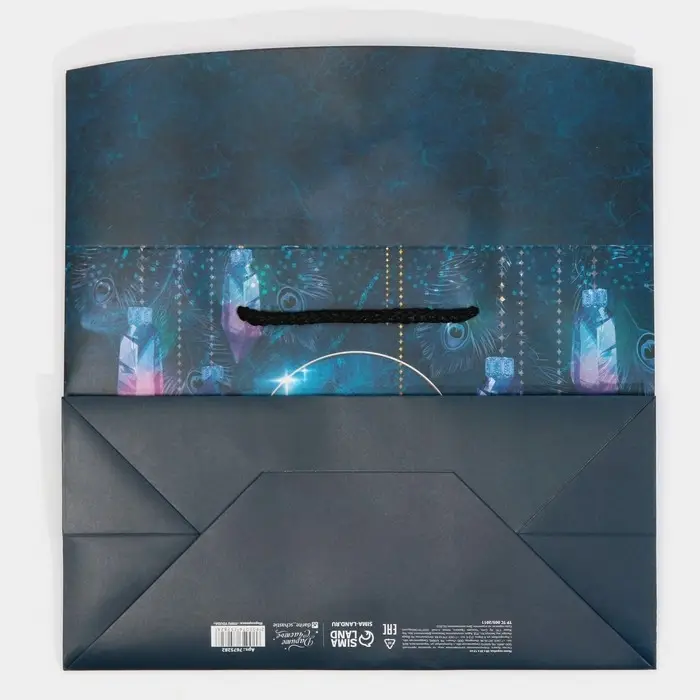 Пакет-коробка «Время чудес», 28 х 20 х 13 см Пакет-коробка «Время чудес», 28 х 20 х 13 см