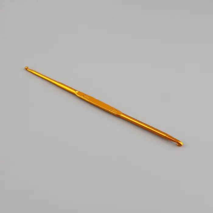 Крючок для вязания, двусторонний, d=2/3 мм, 13.5 см, цвет золотой