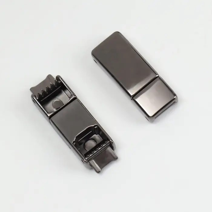 Шнурки для обуви, пара, с плоским сечением и фиксатором на магнитах, 100 см, чёрные