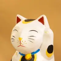 Сувенир «Кошка Неко», 6×6×11 см, дерево, белый