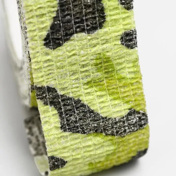 Бинт самофиксирующийся "Камуфляж", 2,5 см, макс. растяжимость 4,5 м, микс зелёного Бинт самофиксирующийся "Камуфляж", 2,5 см, макс. растяжимость 4,5 м, микс зелёного