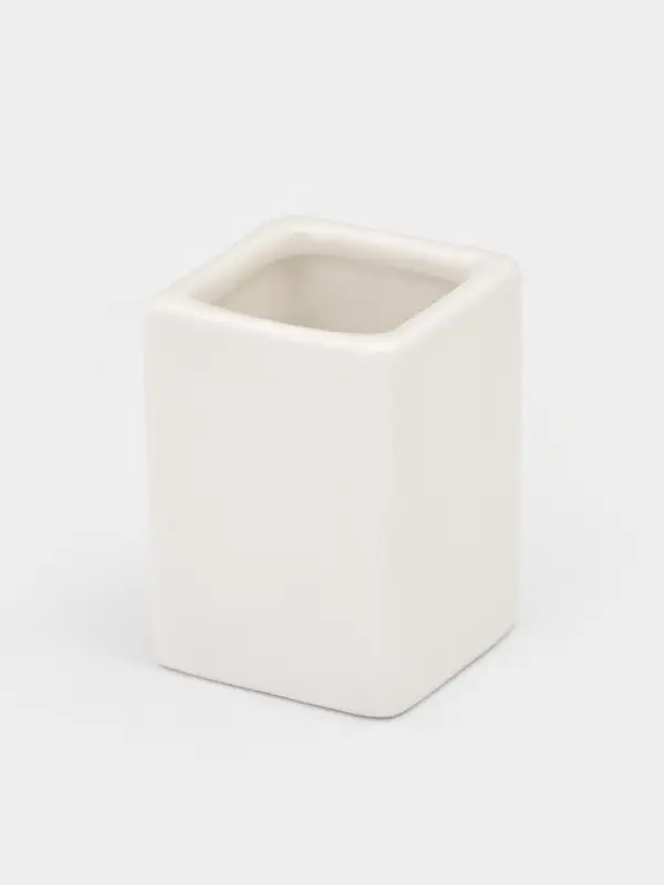 Подставка для зубочисток Magistro &laquo;Бланш&raquo;. 4&times;5 см, фарфор, белая