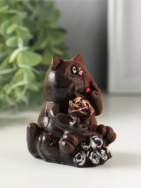 Фигурка &laquo;Кот с цветами&raquo;, 7&times;5&times;6.5 см, МИКС