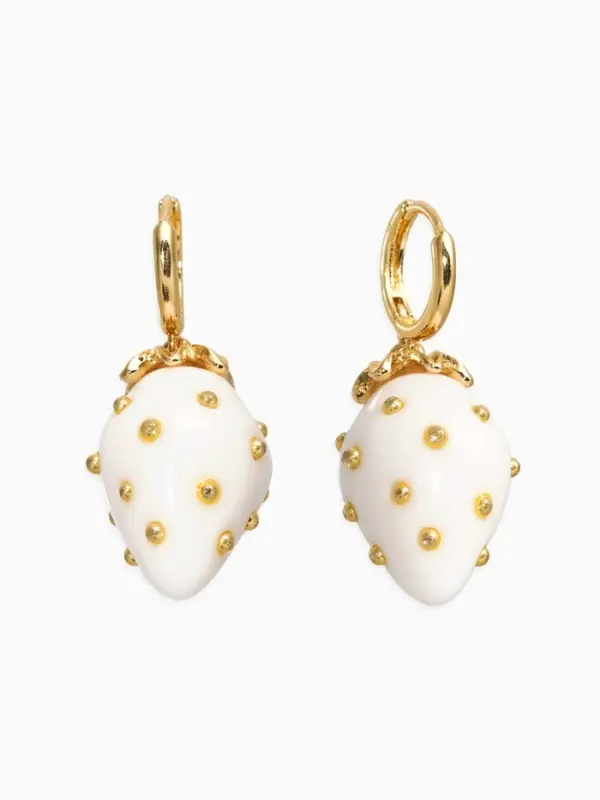 Серьги "Клубничка на кольце" в крапинку, цвет белый в золоте