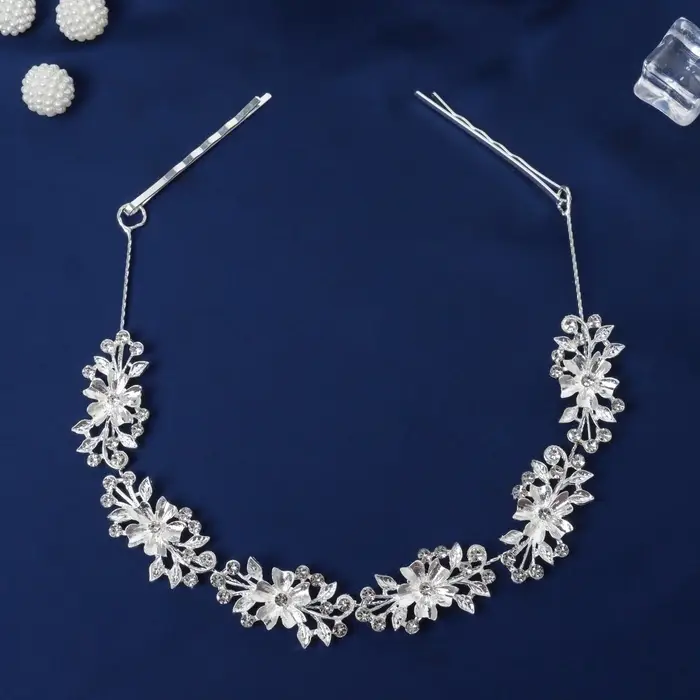 Аксессуар для волос &laquo;Джуди&raquo;, цветник, 26 см, серебро