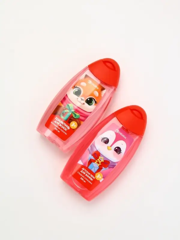 Подарочный набор для девочки «Для тебя»: пена для купания, шампунь для волос и мочалка утка, Чистое счастье Подарочный набор для девочки «Для тебя»: пена для купания, шампунь для волос и мочалка утка, Чистое счастье