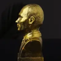 Бюст В.В. Путин, 9х7х5 см, золото