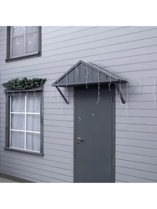 Гирлянда &laquo;Бахрома&raquo; 6&times;0.7 м, IP44, УМС, белая нить, 120 LED, свечение белое, 220 В