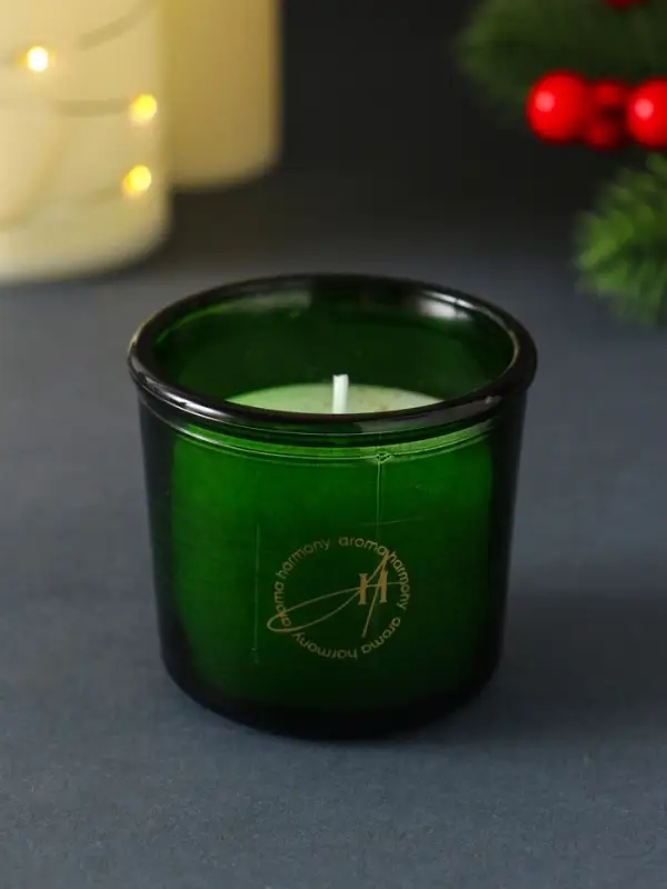 Свеча ароматическая новогодняя "Вишнёвый пирог" в стакане, 60 гр,