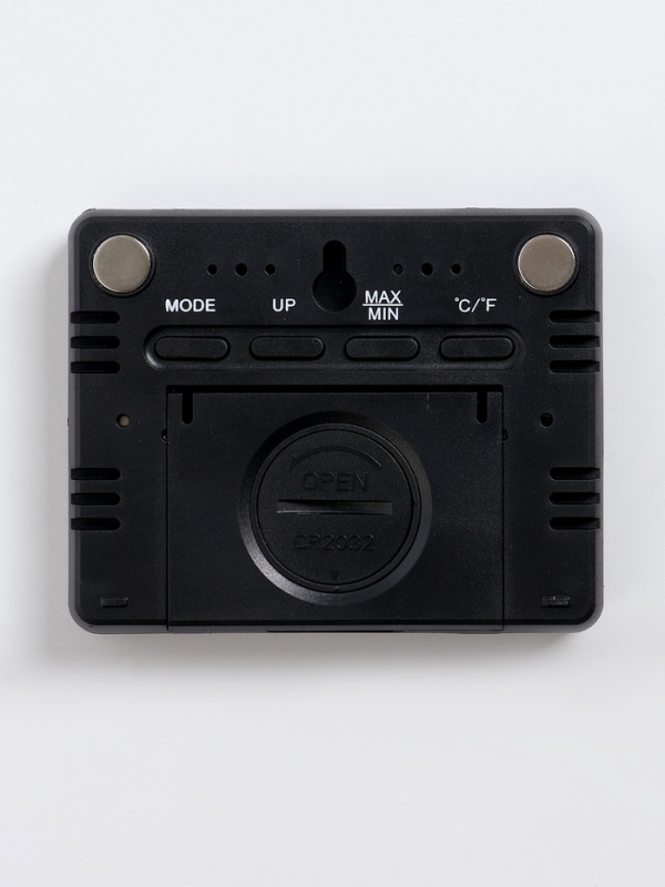 Часы настенные электронные, термометр, гигрометр, 7.3 х 1.5 х 9.3 см Часы настенные электронные, термометр, гигрометр, 7.3 х 1.5 х 9.3 см