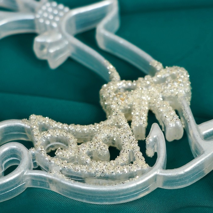 Украшение ёлочное Украшение ёлочное "Бегущий олень блеск" 10х19 см, микс, белый