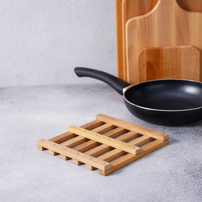 Подставка под горячее, решётка, массив бук, 18×18×2 см Подставка под горячее, решётка, массив бук, 18×18×2 см