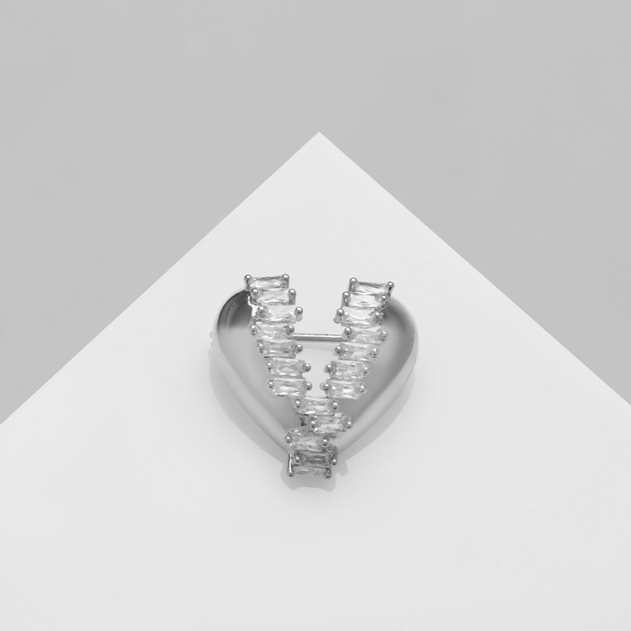 Брошь «Сердце», цвет белый в серебре Брошь «Сердце», цвет белый в серебре