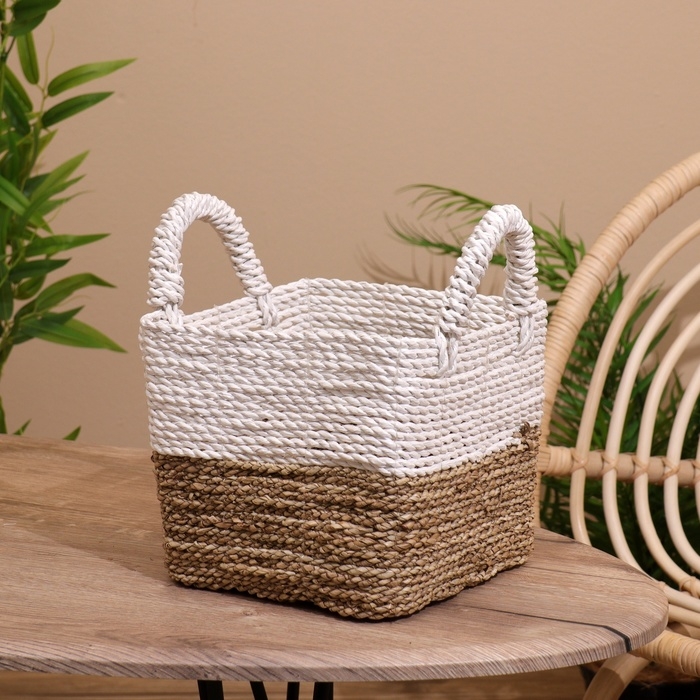 Корзина плетёная 20х20х25 см Корзина плетёная 20х20х25 см