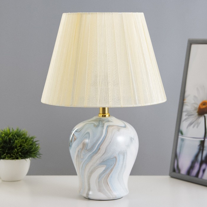 Настольная лампа Настольная лампа "Симона" Е27 40Вт бело-лазурный 25х25х36 см RISALUX