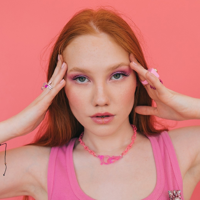 Колье «Цепь» карабин, цвет ярко-розовый, L=35 см Колье «Цепь» карабин, цвет ярко-розовый, L=35 см