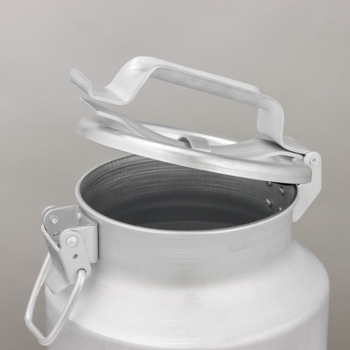 Бидон алюминиевый, 10 л, с крышкой Бидон алюминиевый, 10 л, с крышкой