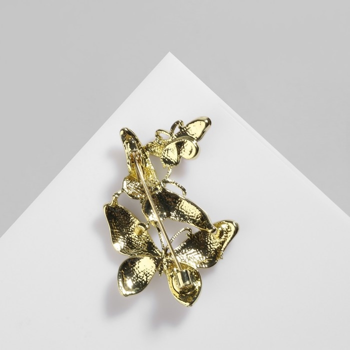 Брошь «Бабочки» трио, цветная в золоте Брошь «Бабочки» трио, цветная в золоте